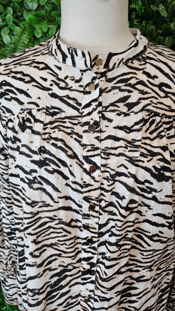 Decjuba  Animal Print Blouse (10)