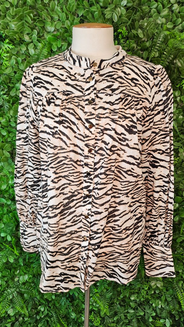 Decjuba  Animal Print Blouse (10)