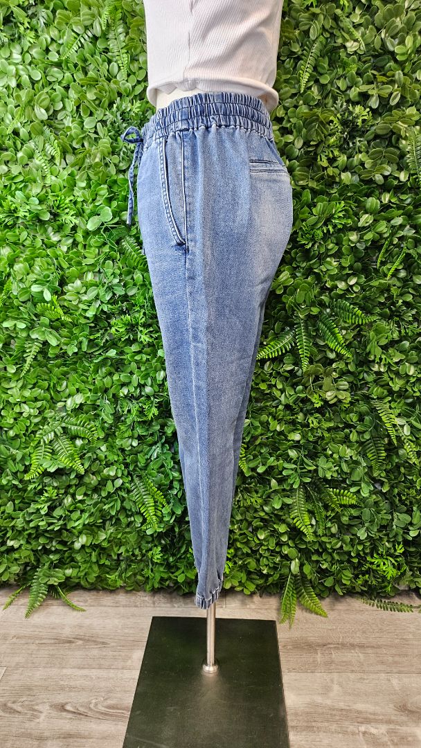 Witchery Washed Blue Denim Joggers (6)