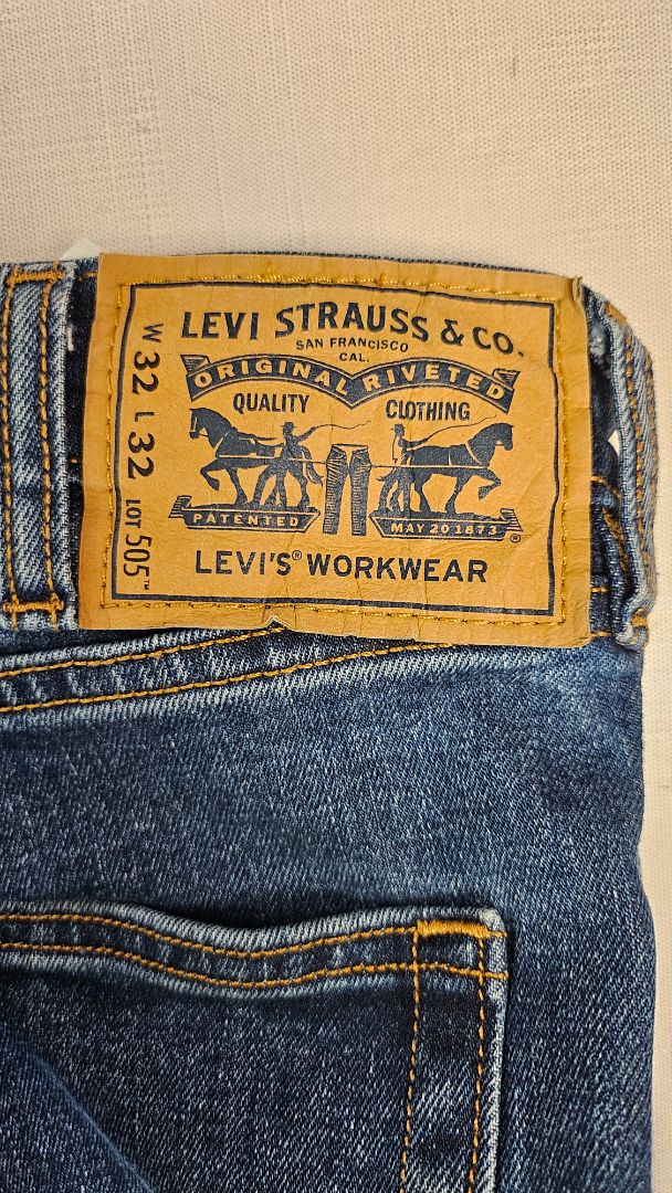 Levi Denim 505 Jean (32/32)