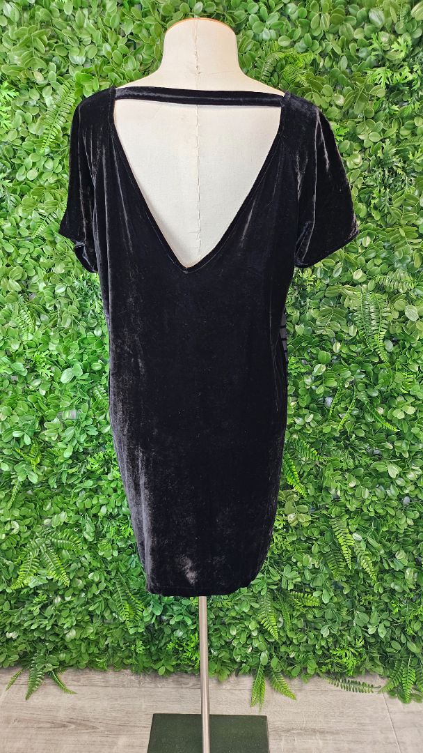 Moochi Black Velvet Slip Dress (8)