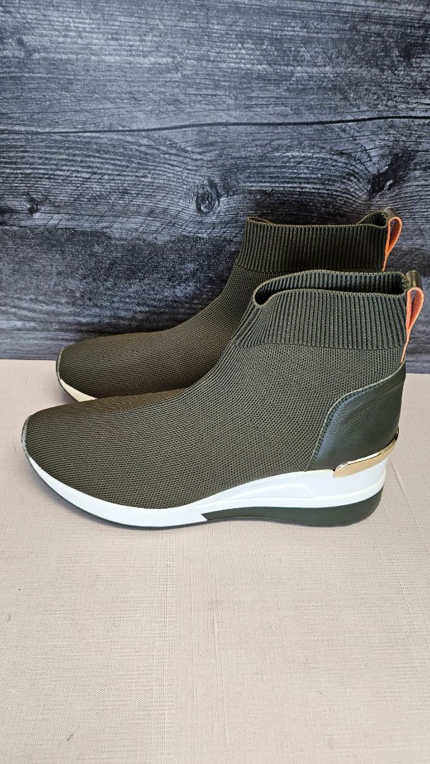 Gelato Khaki Stretch Booties (39)