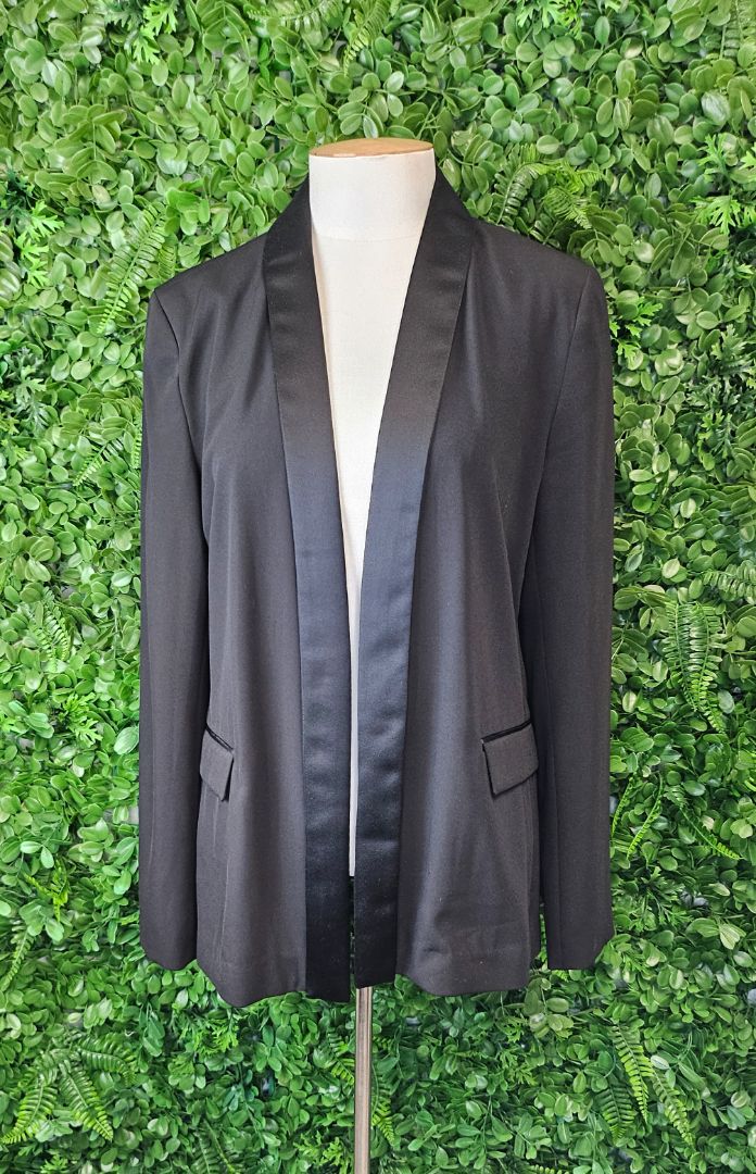 Basque Black Tuxedo Blazer (14)