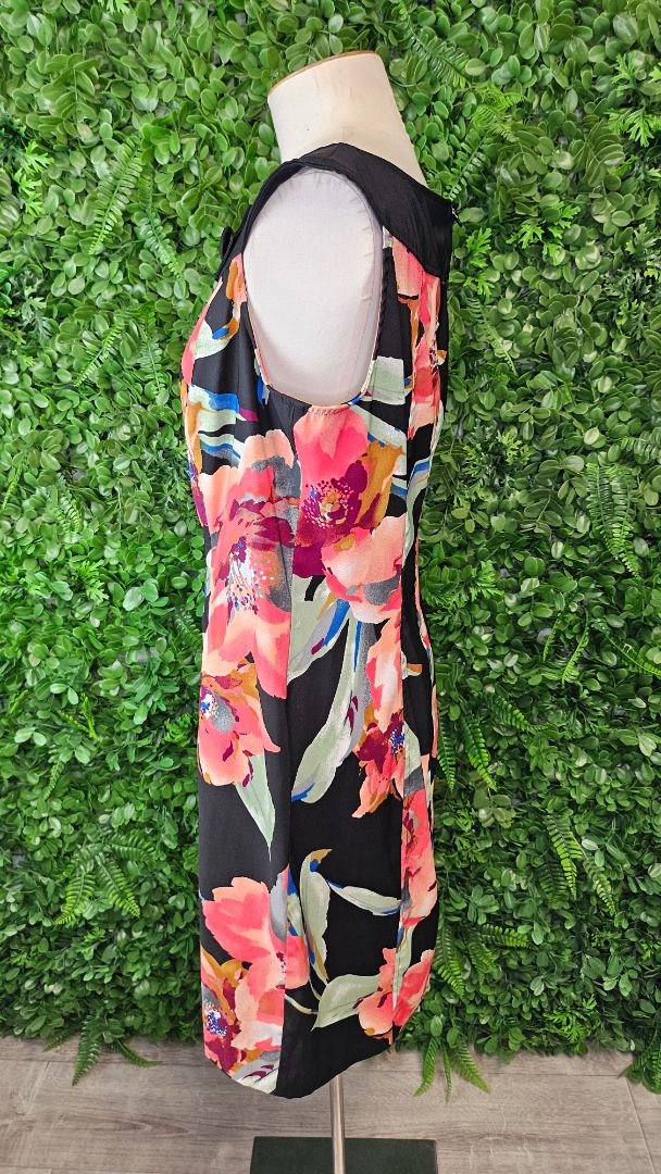 AGB Floral V-Neck Dress 14