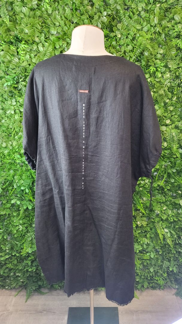 Bambu Road Black Linen Fray Top (18)