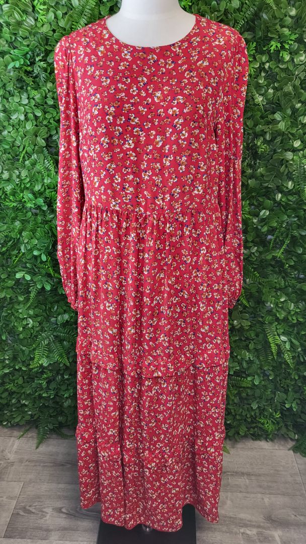 Forever New Red Floral Tier Dress (10)