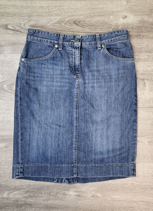 Gant Light Wash Denim Skirt (8)