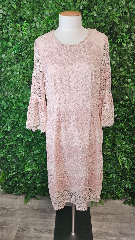 Jendi Pink Lace Dress 12