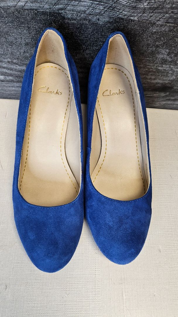 Clarks Cobalt Blue Suede Court Shoe (37)