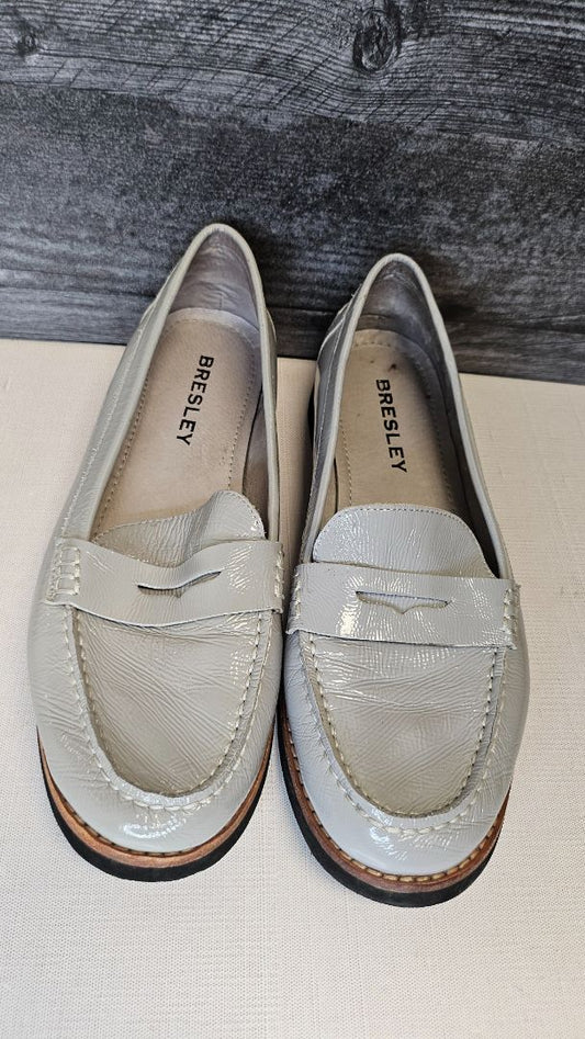 Bresley Pale Grey Patent Loafer (40)