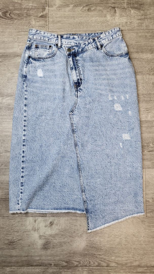 Decjuba Distressed Denim Skirt (12)