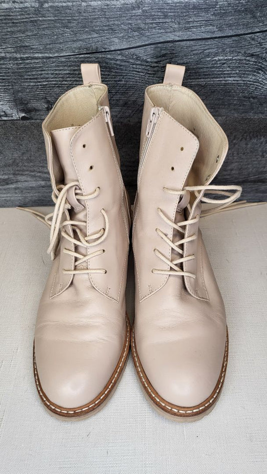 Isabella Anselmi Blush Lace Up Boot (38)