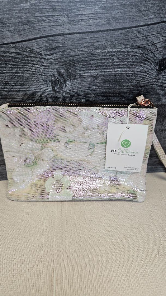 Vera May Floral Leather Clutch (20cm x 15cm x 1cm)