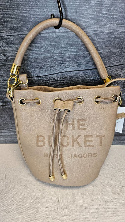 Latte The Bucket Bag