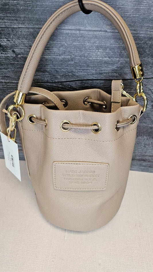 Latte The Bucket Bag