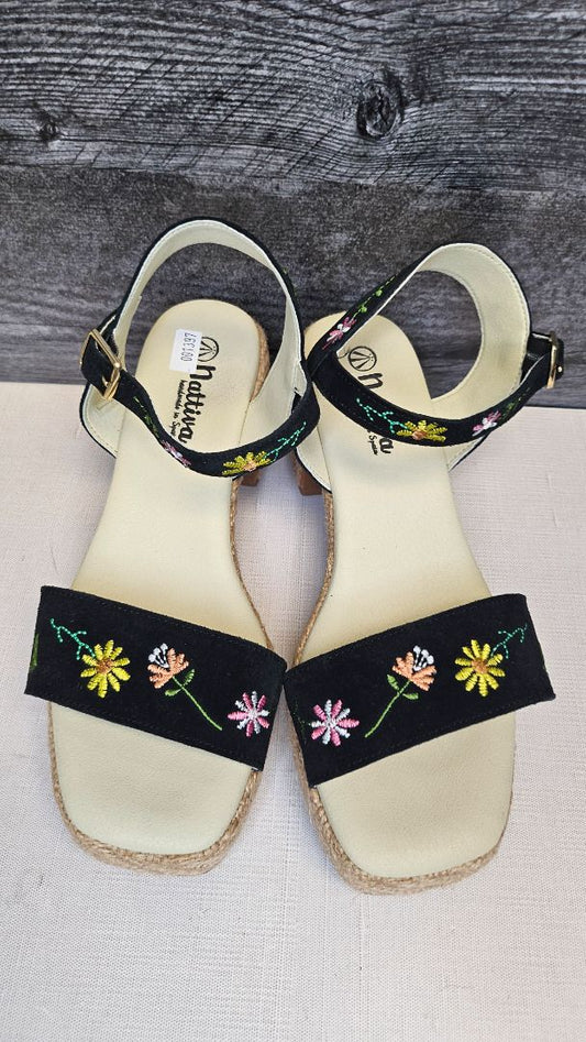 Nattiva Floral Serrage Arena Sandal 38