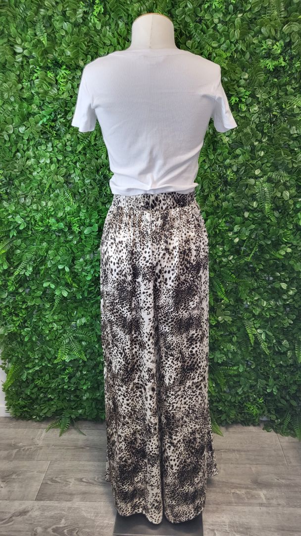 Amaya Animal Wide Pants (12)