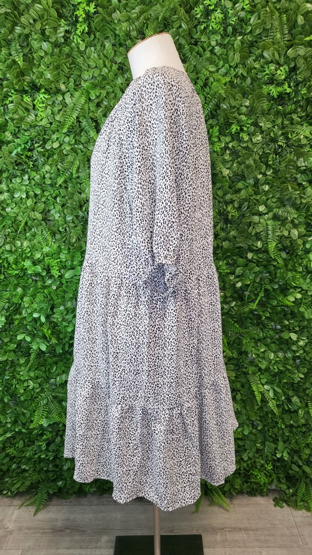 Seeking Lola B/W Animal Print Dress (16)