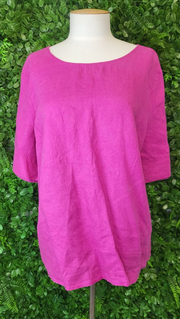 Jacqui.E Fushia Pink Button Sleeve Top (18)