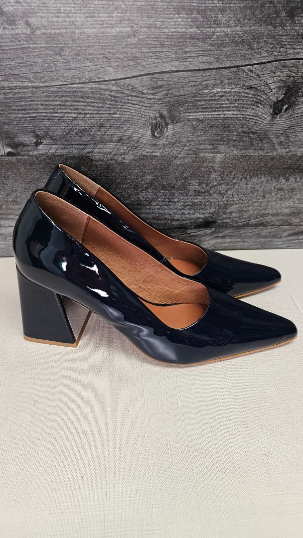 Mi Piaci Navy Patent Heel (39)