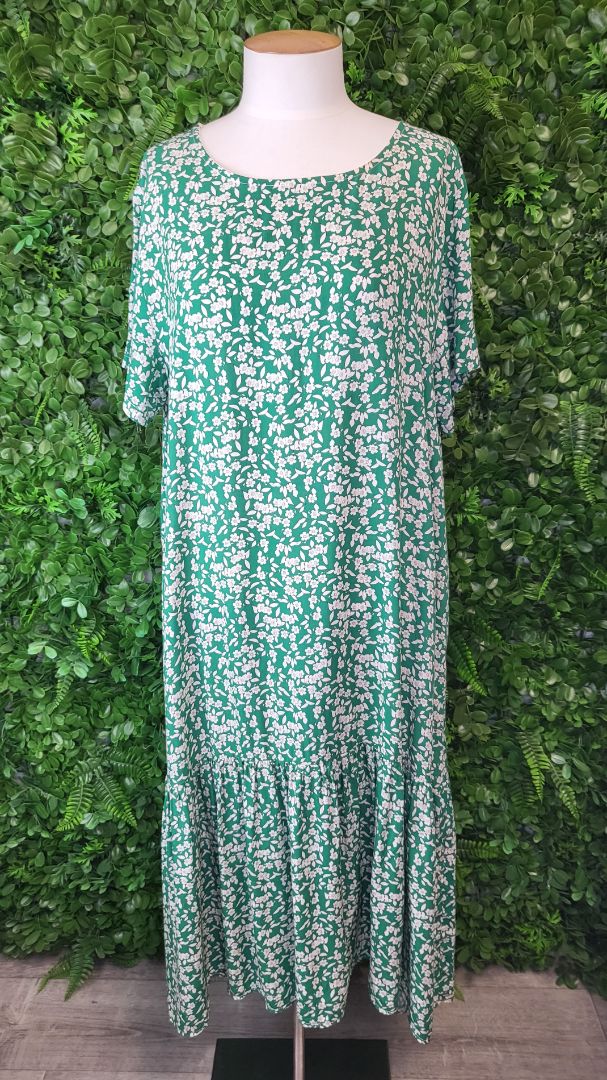 Momento Green Floral Dress (16)