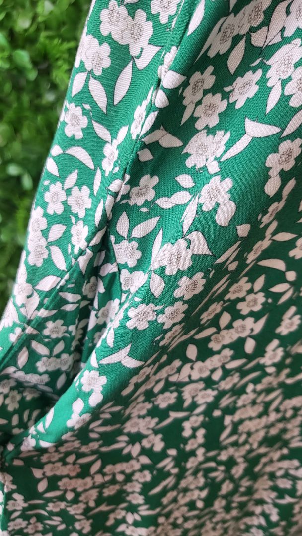 Momento Green Floral Dress (16)