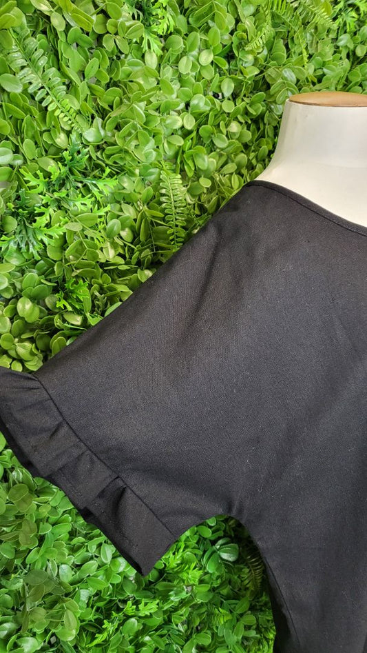 Ruby & Rain Black Linen Top (16)