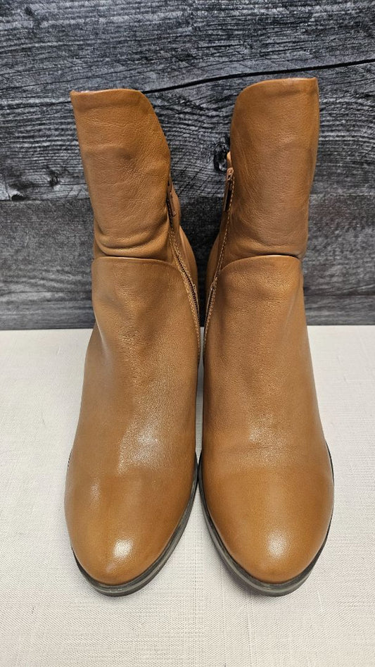 Bueno Tan Ankle Boots NEW (40)