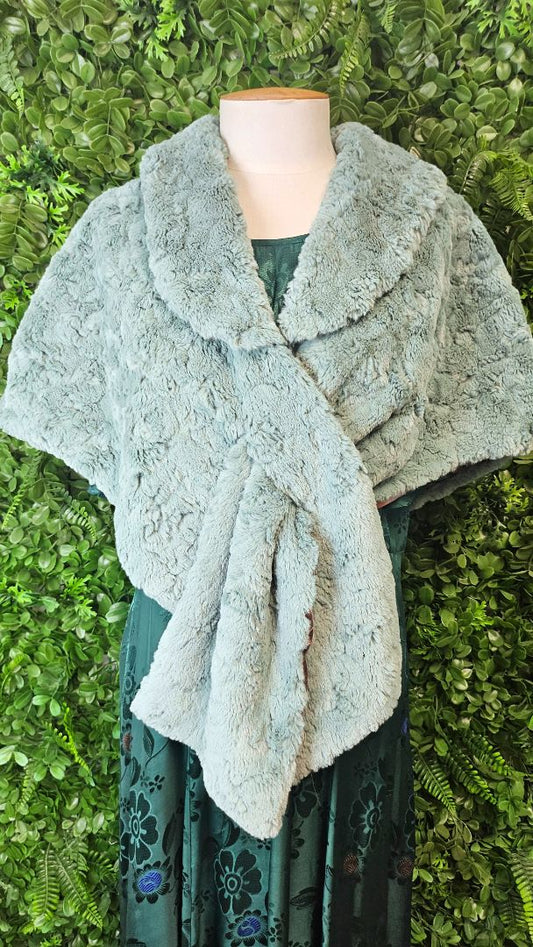 Annah Stretton Mint Green Faux Fur Cape (0SFM)