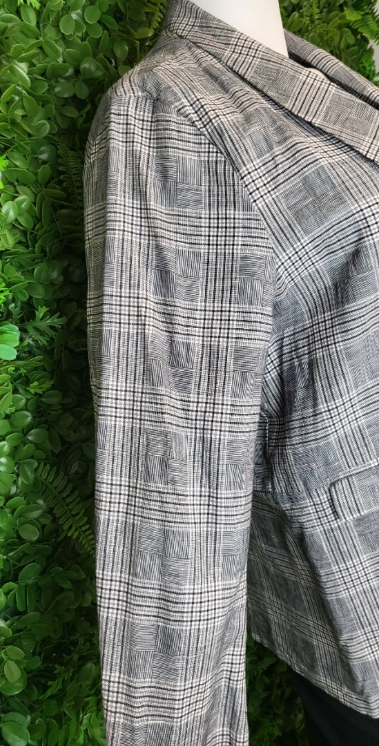 Playlist Grey Checked Blazer (18-20)