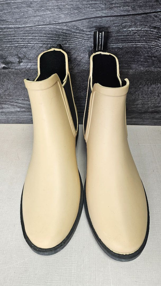 Emu Beige Waterproof Boot (10)