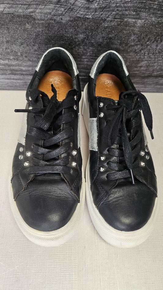 Alfie & Evie Black Wedge Sneakers (37)