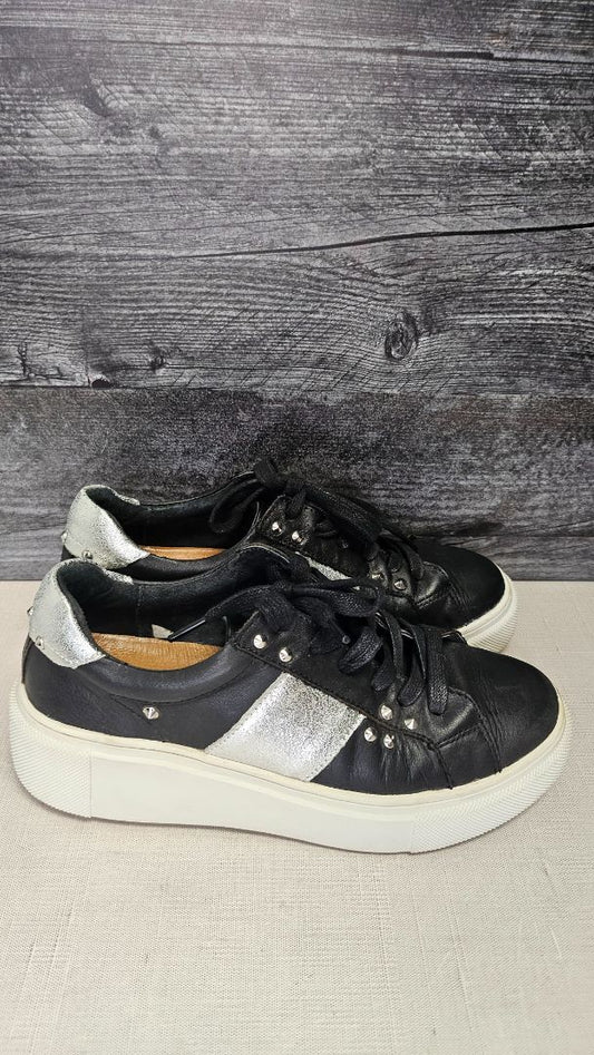 Alfie & Evie Black Wedge Sneakers (37)