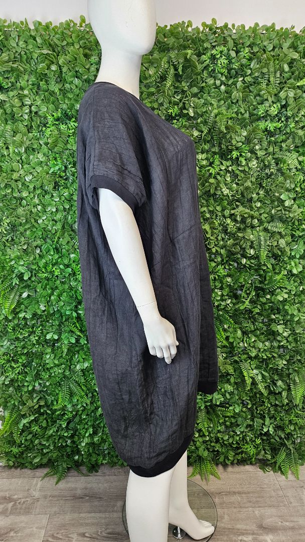 Isla-Maree Black Linen Blend Dress (18-20)