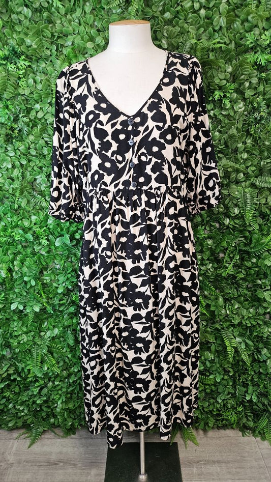 Willow Tree Floral Smock Dress (18)