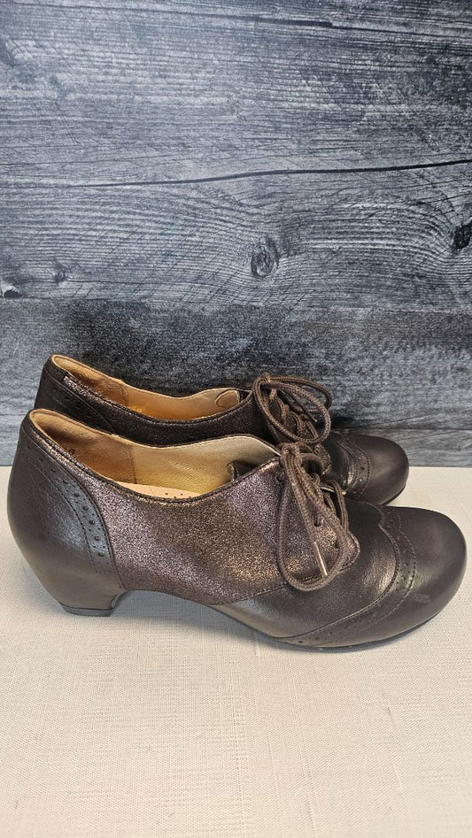 Ziera Brown Lace Up Oxford Heel (38)