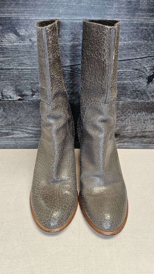Marc by Marc Jacobs Taupe Textured Boot (39)