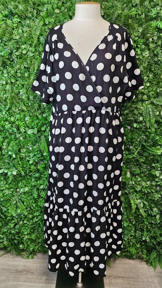 Curate B/W Gather Together Dress (14)