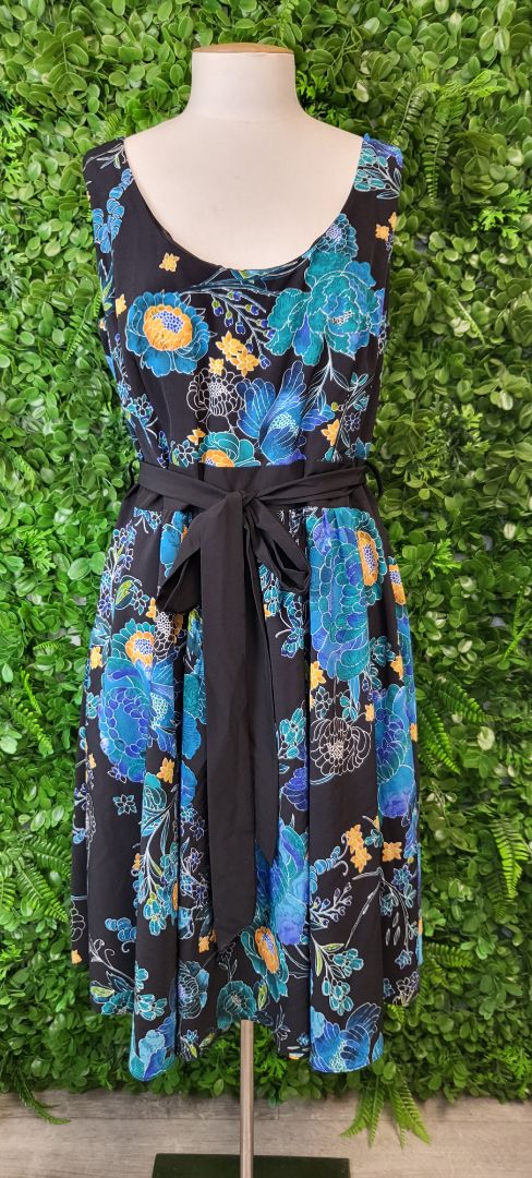 City Chic Floral Dress (14)