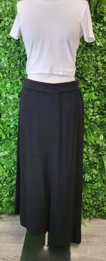 Elk Black Asymmetrical Skirt (12)
