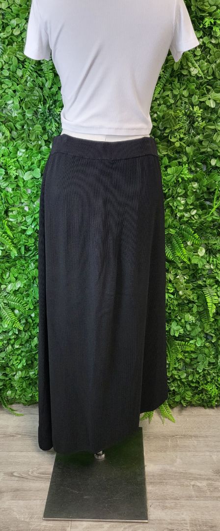 Elk Black Asymmetrical Skirt (12)