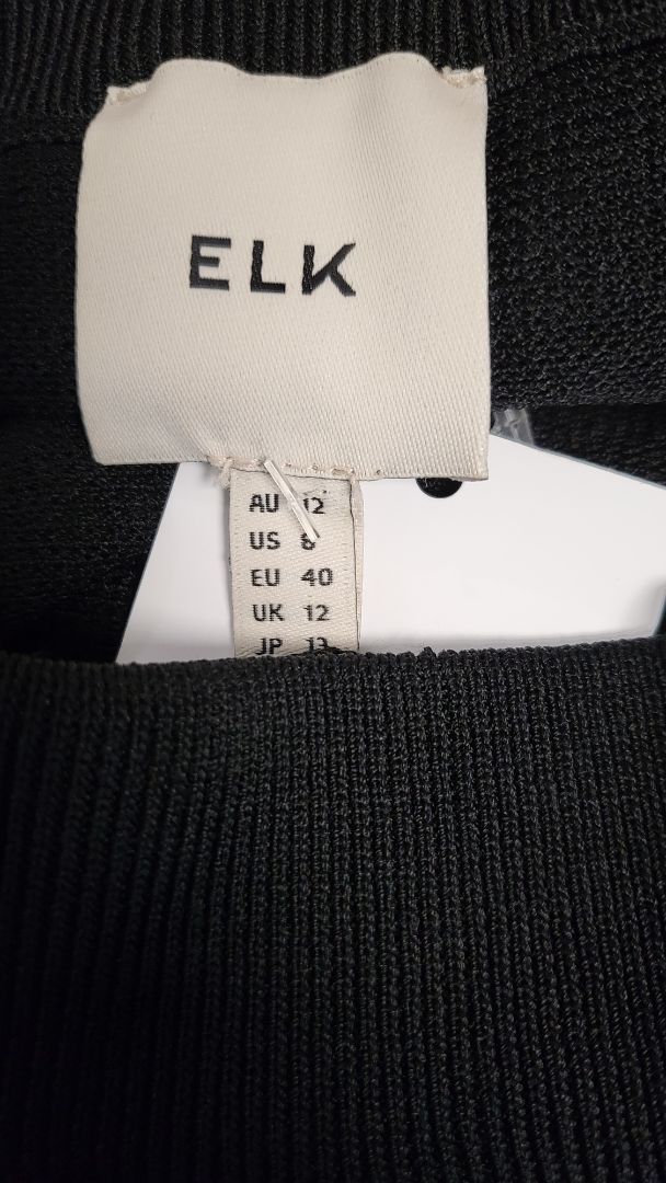 Elk Black Asymmetrical Skirt (12)