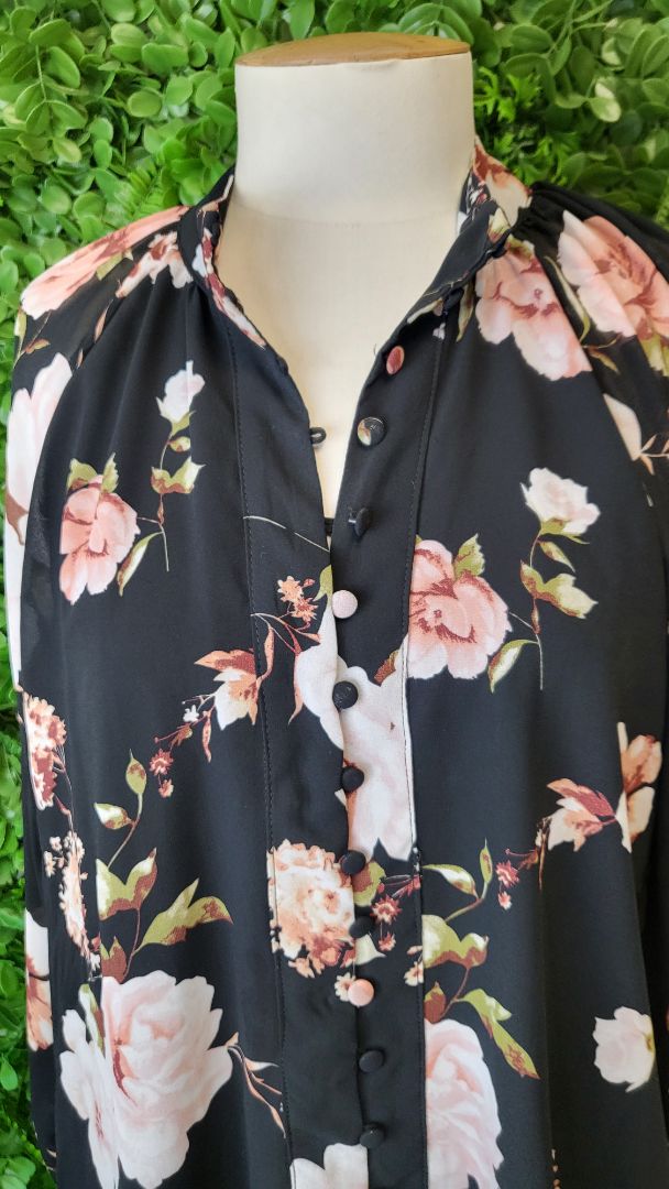 Vine Apparel Floral Long Sleeve Blouse (14)