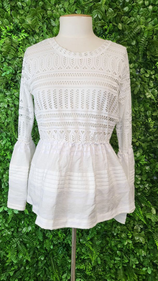 Taylors Room Off White Contrast Lace Top (10)
