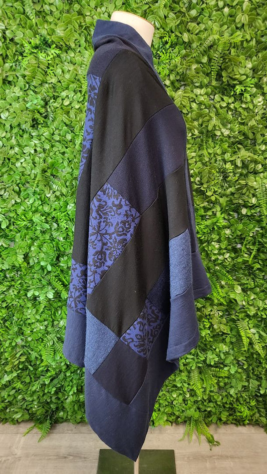 Blacklamb Blue Merino Poncho (OSFM)