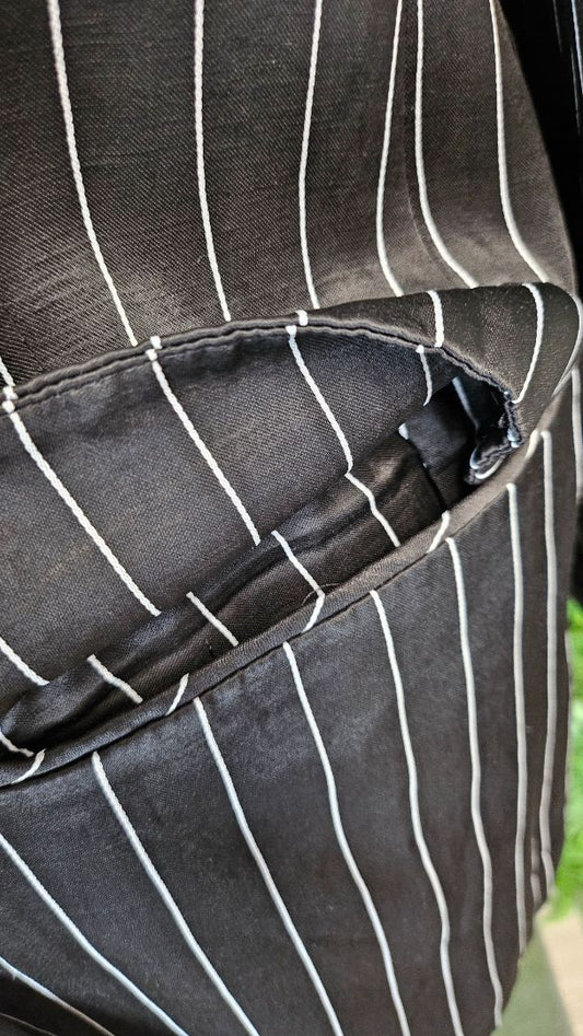 Cue Black/White Sateen Blazer (8-10)
