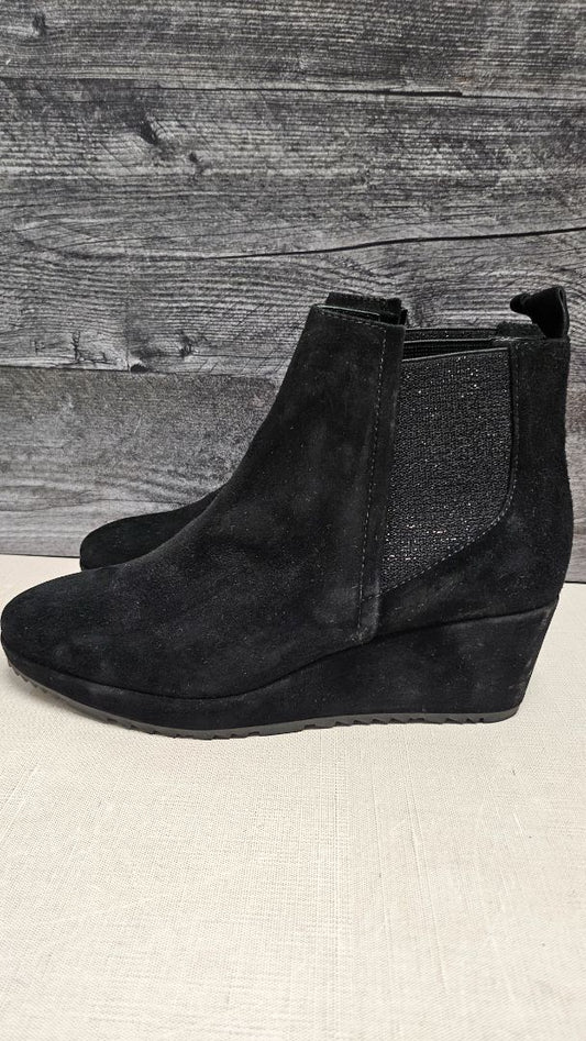 JB Martin Black Wedge Heel Boot (40)