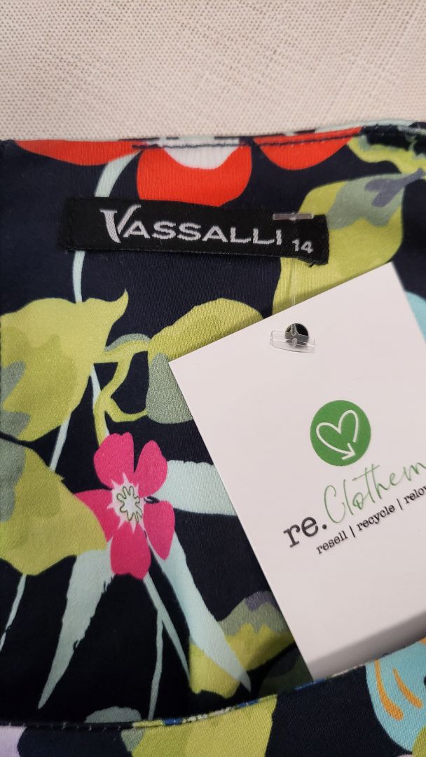 Vassalli  Floral Dress (14)