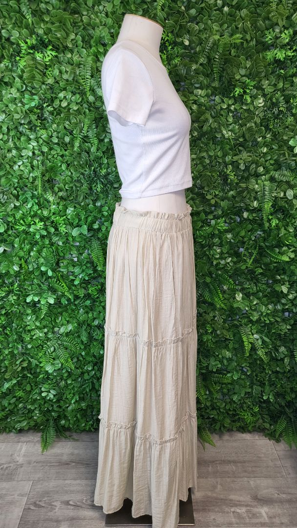 Drama The Label Cream Tiered Skirt (14)