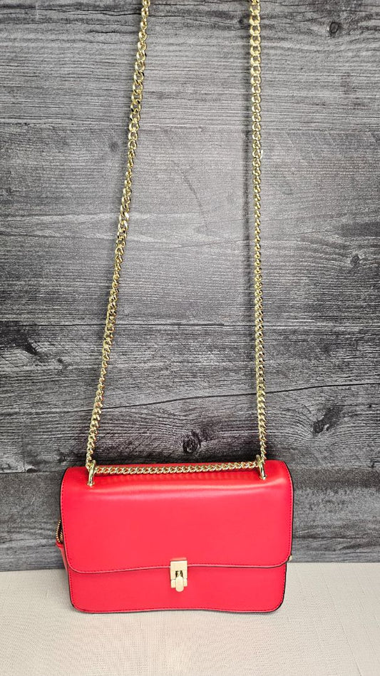 Unknown Red Crossbody Bag (22cmx16cmx5cm)